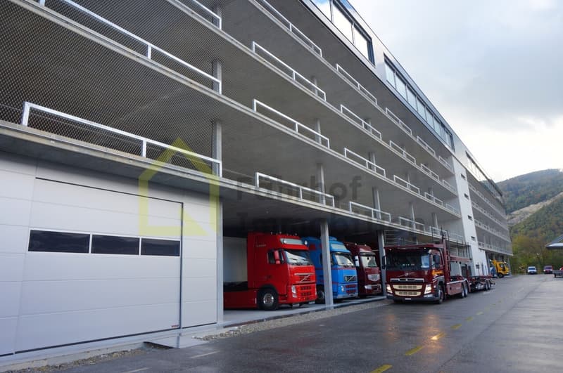 Parcheggi in parcheggio (stazioni di ricarica E-Mobility disponibili) (7)