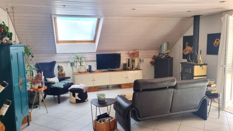 Modern, cozy attic apartment in a central location (2)