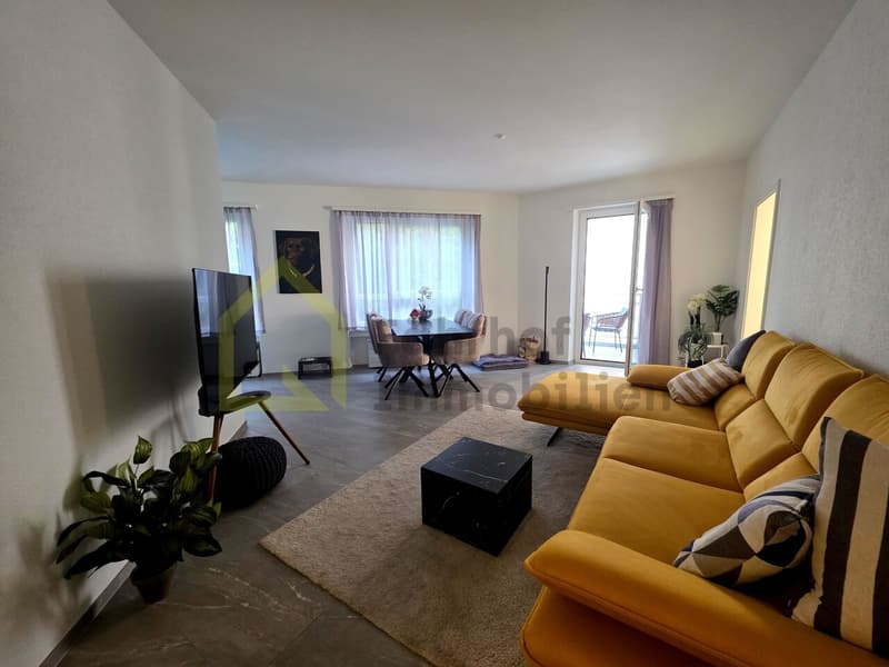 2.5-Zimmer-Wohnung mit Lift und zwei Balkonen am Lago Maggiore (3)