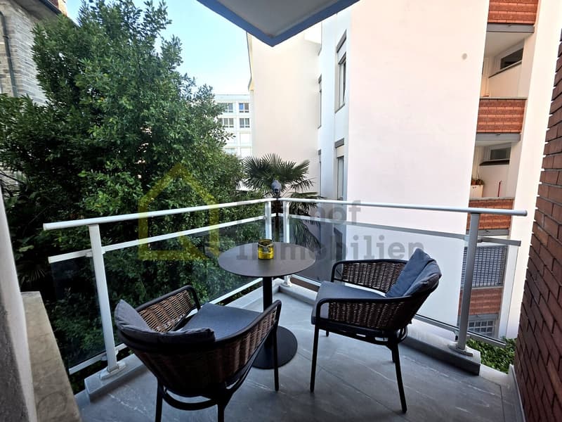 2.5-Zimmer-Wohnung mit Lift und zwei Balkonen am Lago Maggiore (7)