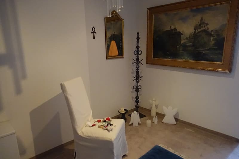 Charmante 4.5-Zimmer-Maisonette-Wohnung in Veltheim AG (2)