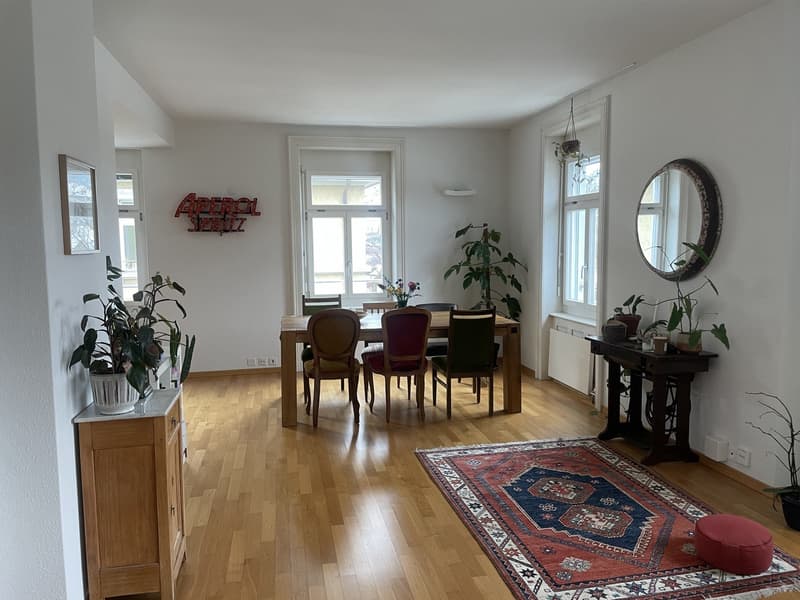 Appartement de charme dans un immeuble ancien recherche de nouveaux occupants (2)