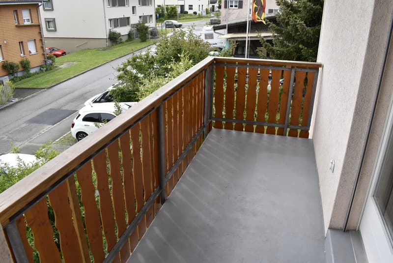 Well-maintained 3½ room apartment with 2 balconies (11)