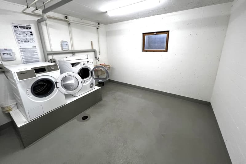 Well-maintained 3½ room apartment with 2 balconies (12)