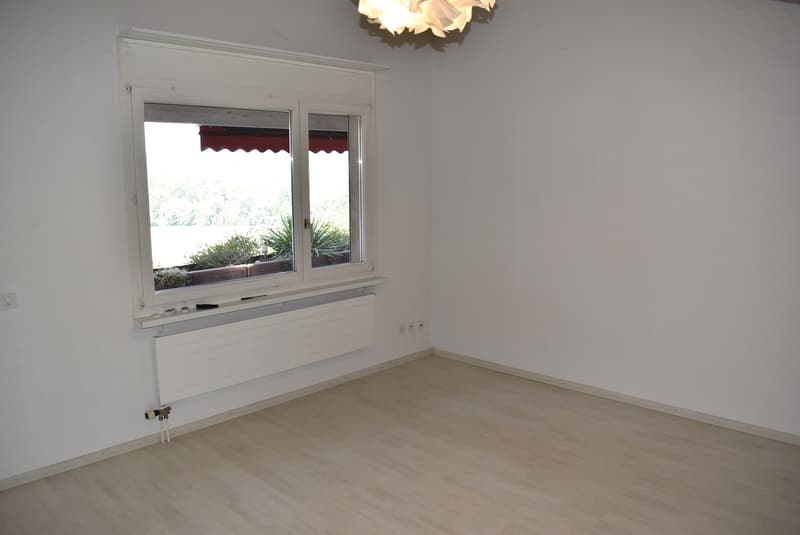 Appartement 5.5 pièces avec garage double adjacent, situé au bord de la forêt (10)