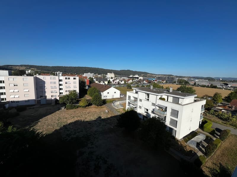 Sehr gepflegte 4½ Zimmerwohnung im obersten Stockwerk (1)
