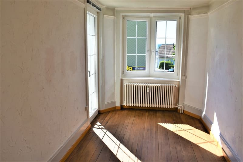 Kleine renovierte 4 Zimmerwohnung in 3 Familienhaus (7)