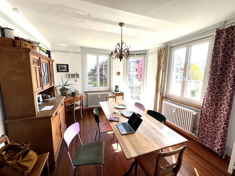 Kleine renovierte 4 Zimmerwohnung in 3 Familienhaus (2)