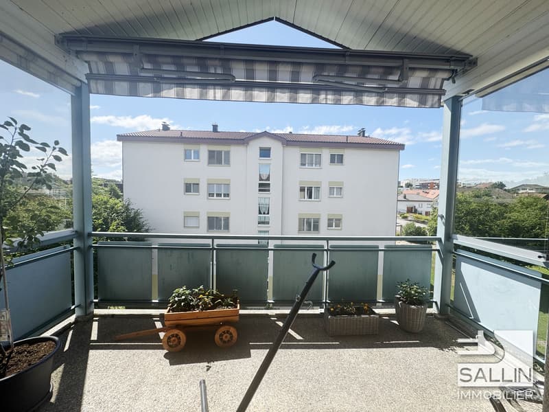 Spacieux appartement de 5 pièces  au 3ème étage avec place intérieure (6)