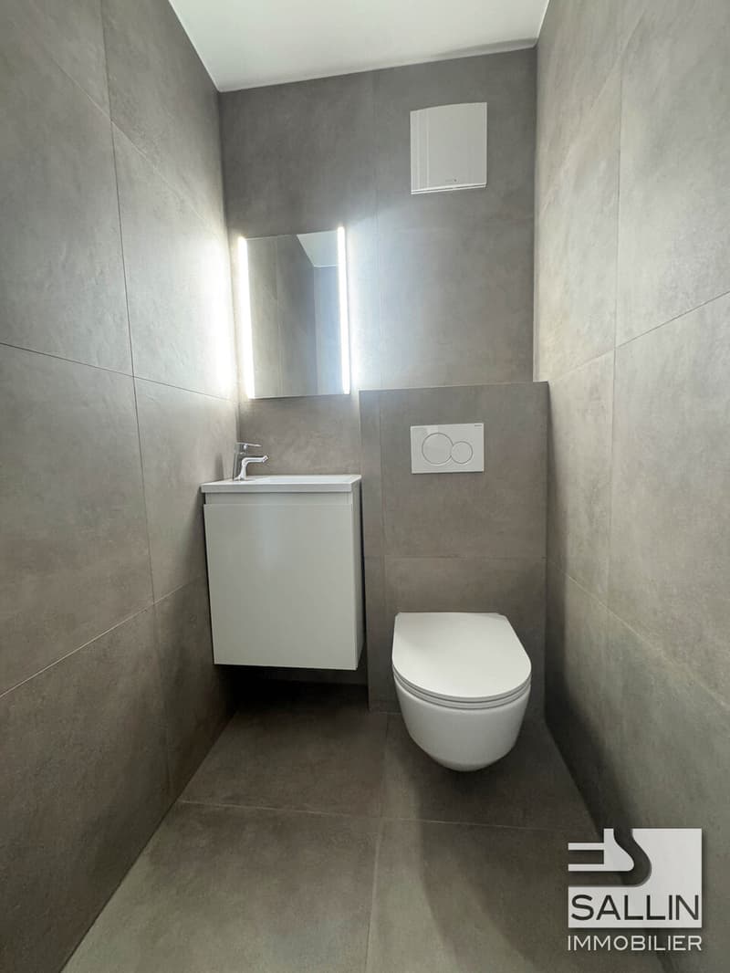 Wohnung mit 3½ Zimmern im Dachgeschoss, ca. 90 m², mit 2 Außenplätzen (9)