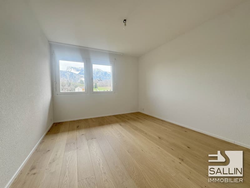 Wohnung mit 3½ Zimmern im Dachgeschoss, ca. 90 m², mit 2 Außenplätzen (7)