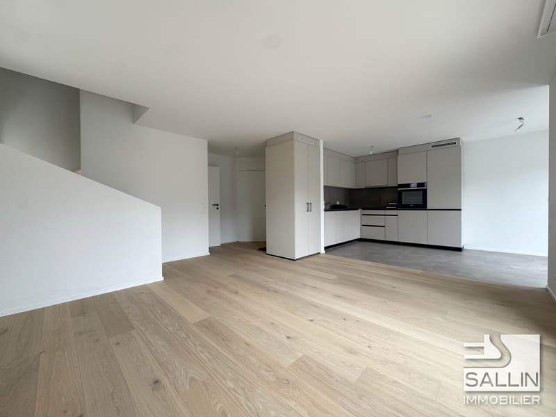 Wohnung mit 3½ Zimmern im Dachgeschoss, ca. 90 m², mit 2 Außenplätzen (3)