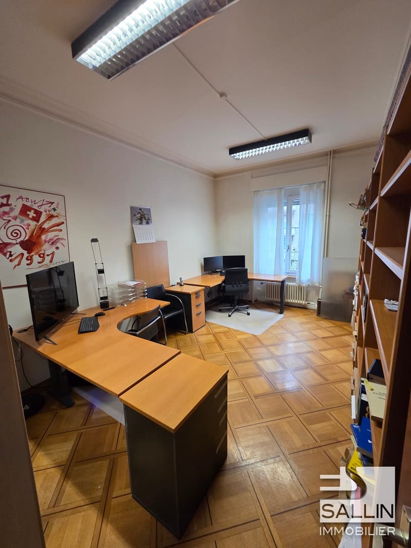 Superficie amministrativa nel centro città (11)