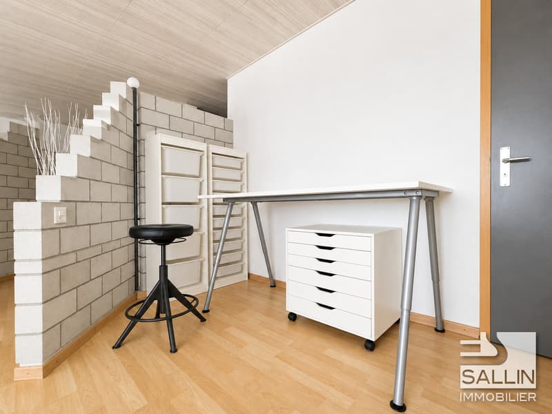 Bright administrative surface open space of approx. 140 m² (11)