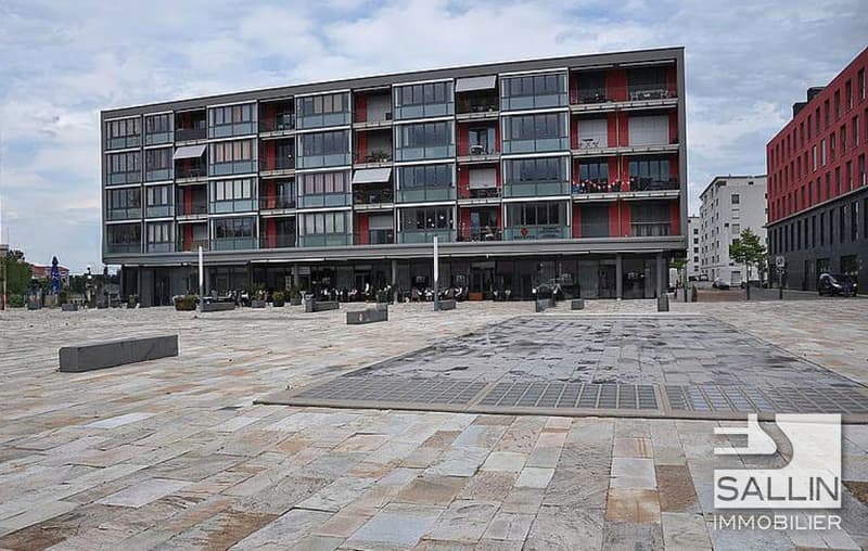 Appartamento di 4½ locali luminoso con balcone nel quartiere di Cormanon (1)