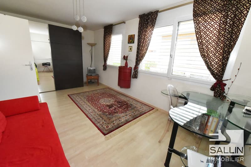 Spacieuse maison de 4½ pièces avec jardin et 2 pl. de parc extérieures (2)