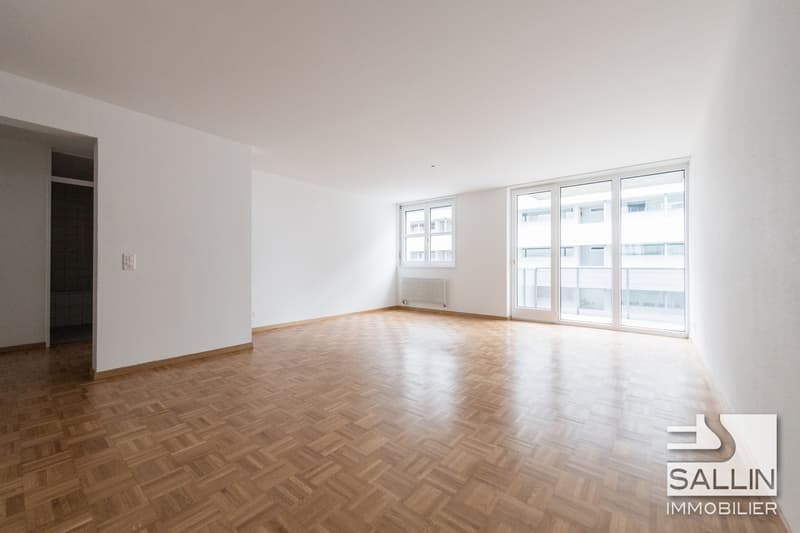 APPARTEMENT DE 3½ PIECES AVEC BALCON DANS LE QUARTIER DU TORRY (7)