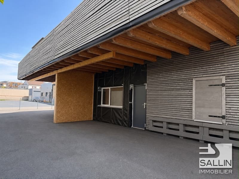 Magazzino industriale di ca. 445 m² con appartamento di 5½ locali (11)