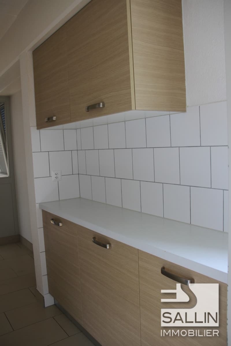 APPARTEMENT DE 2½ PIECES SUR LES HAUTEURS DE FRIBOURG (4)