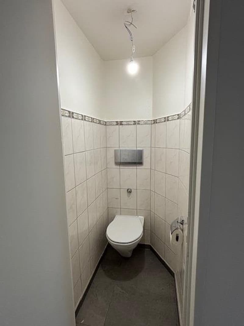 265a0dcf-5651-45bb-b566-f25d9a033d03.jpg