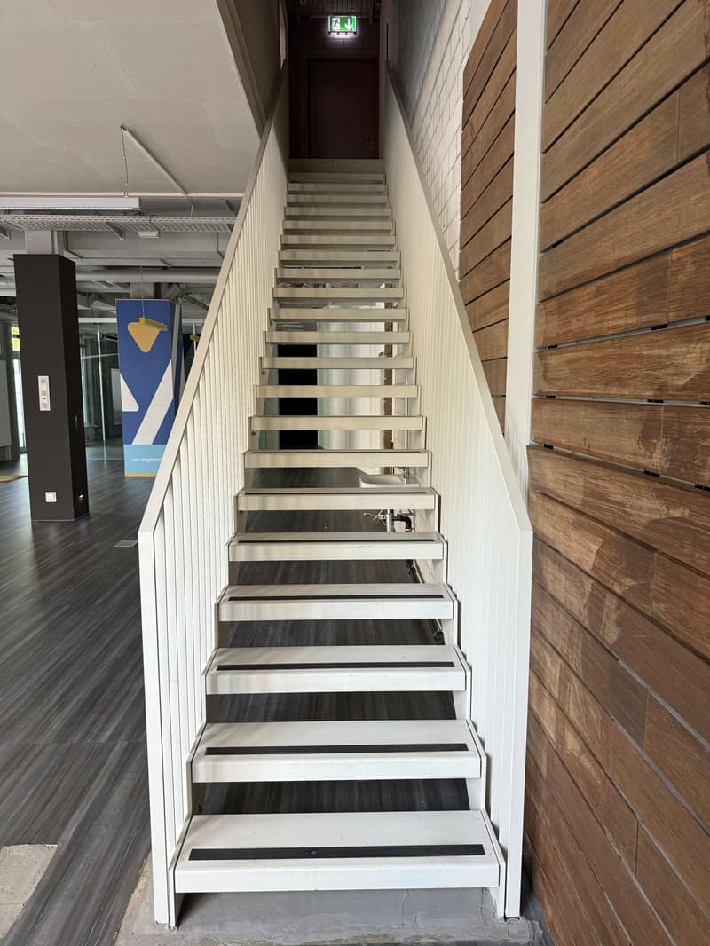I_Büro_Treppe_Nr.16b_EG.jpg