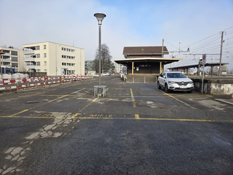Aussenparkplätze Foto Wangen b. Olten.jpg