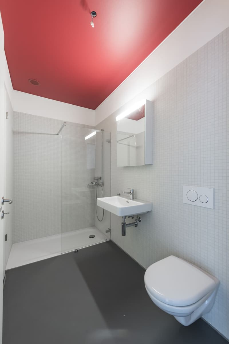 80517-T.10.05-Badezimmer 1-1.jpg