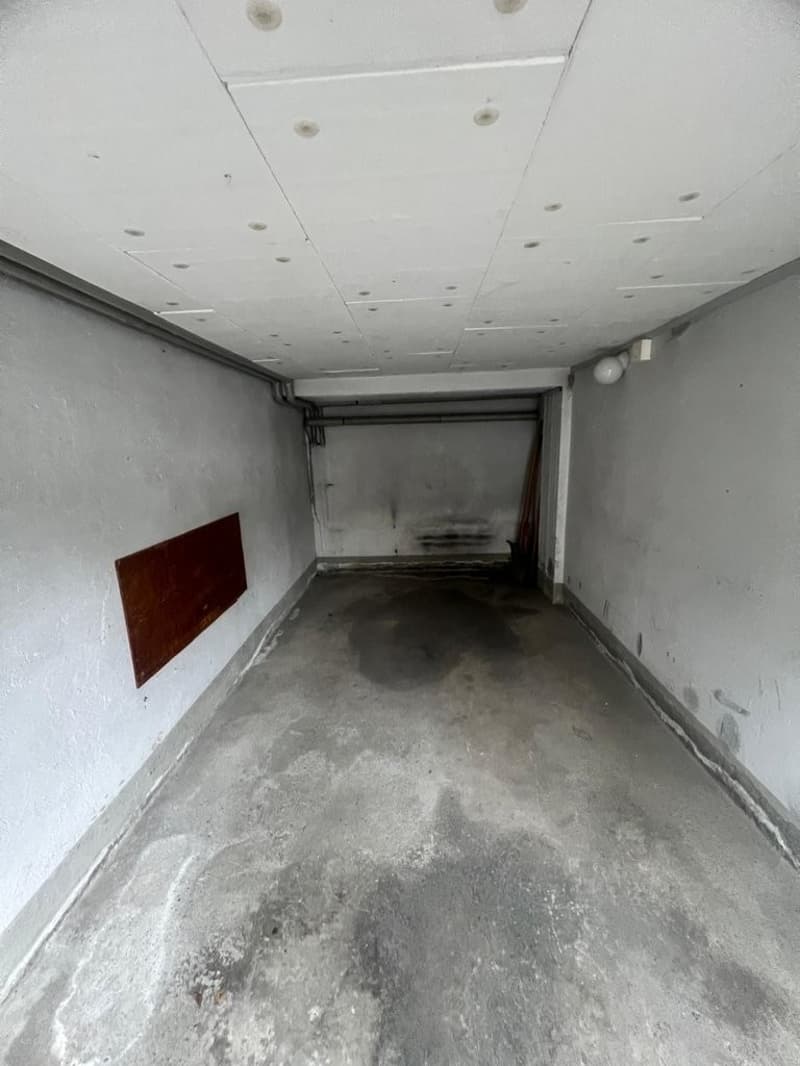 Garage_vorne.jpeg