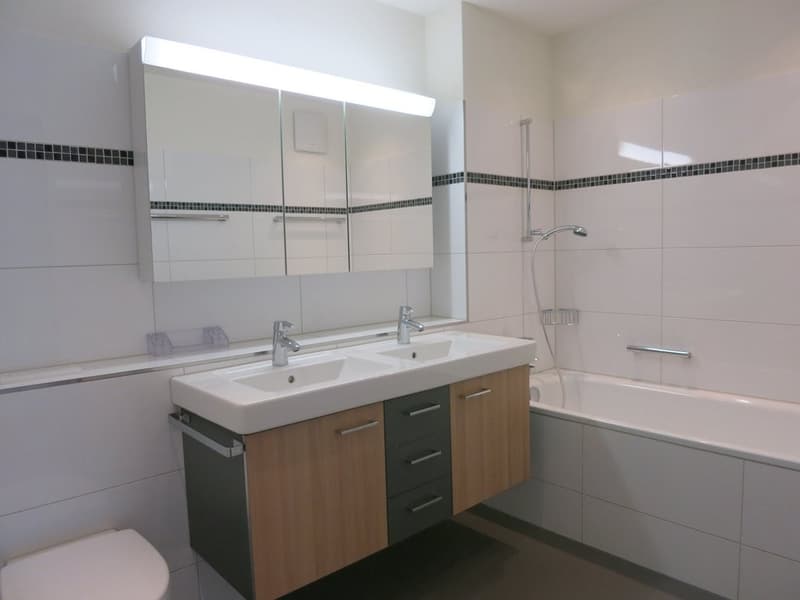 Badezimmer_Badewanne.jpg