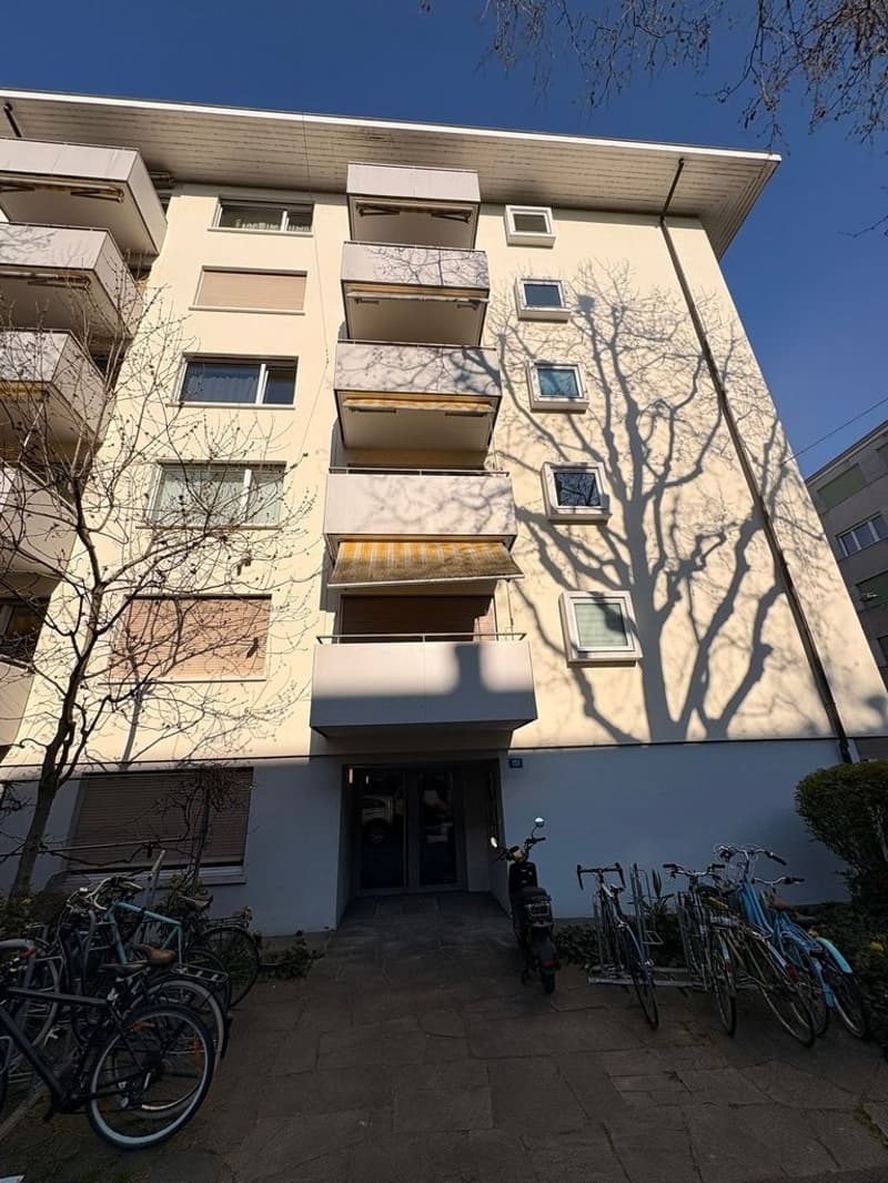 Gebäude