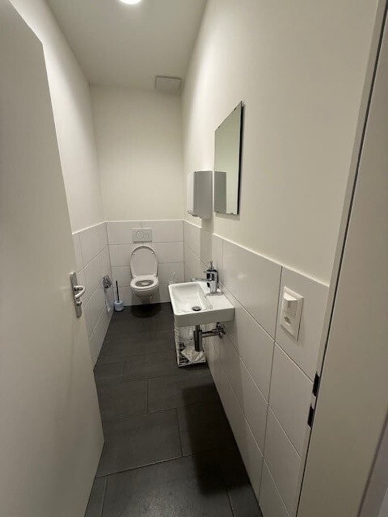 WC Herren.jpg