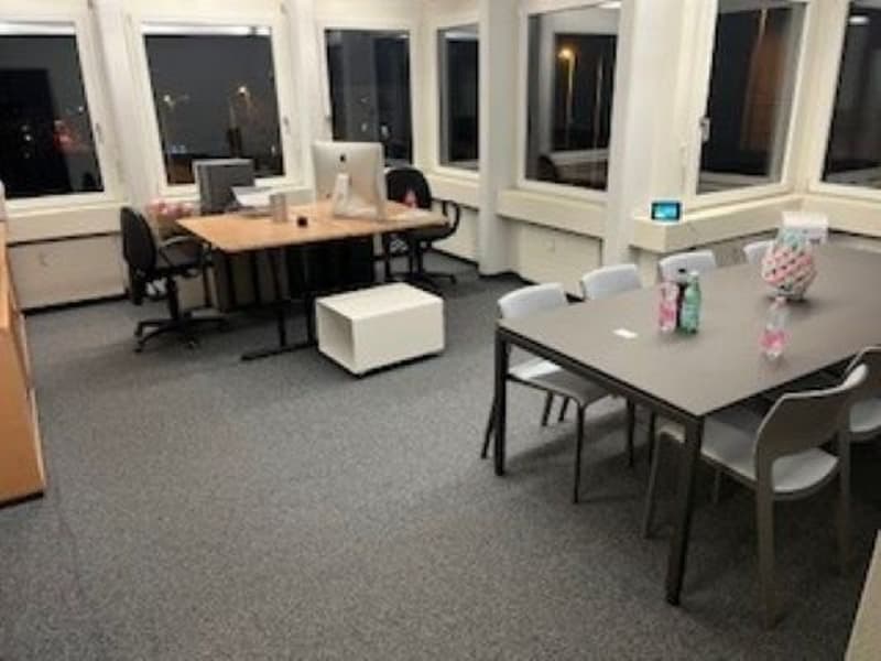 Büro 1