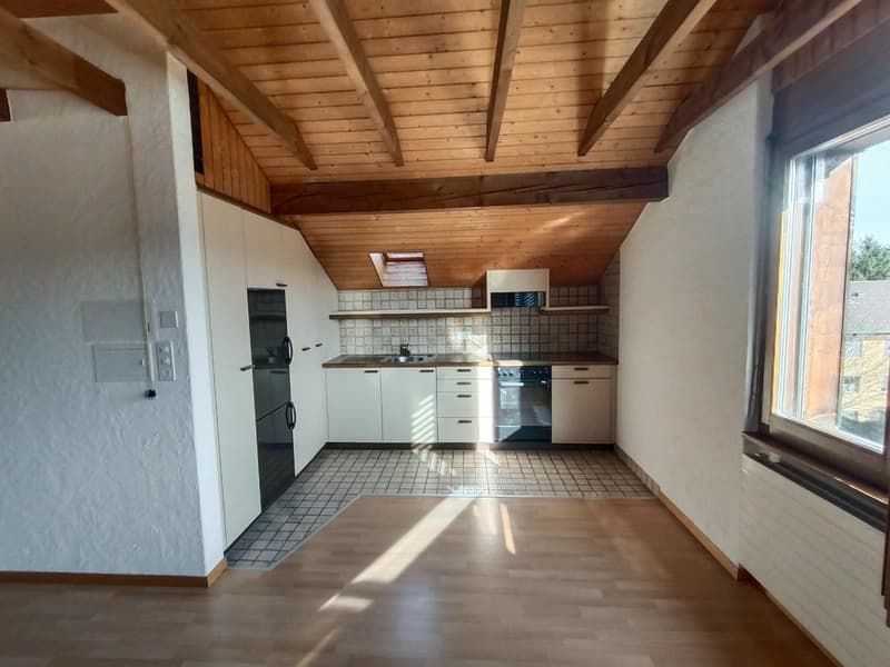 Charmante Dachwohnung in Hittnau (Befristet) (3)