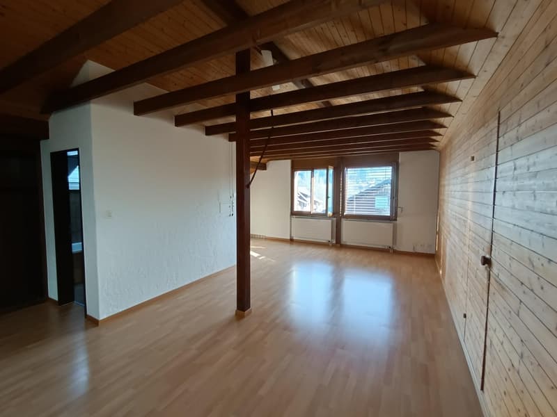 Charmante Dachwohnung in Hittnau (Befristet) (5)