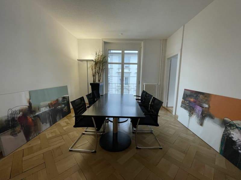 Bureaux de représentation dans un immeuble ancien à Seefeld à louer (3)