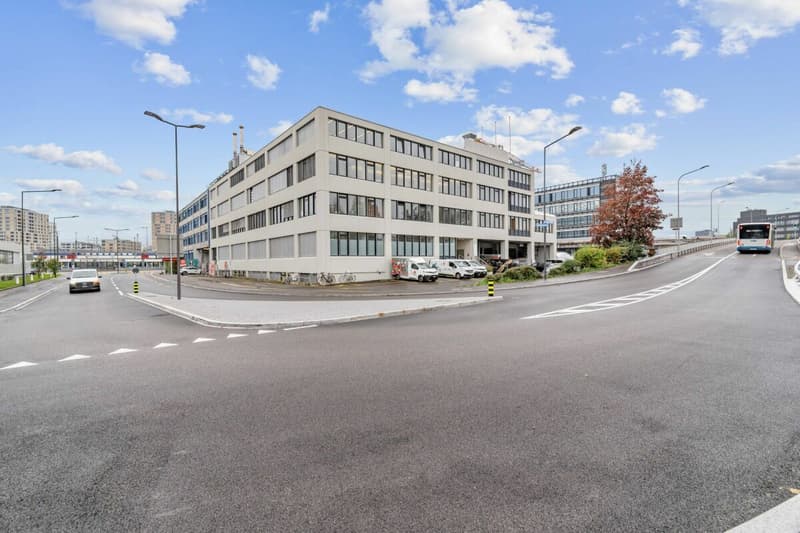 Zentral gelegene Gewerbefläche in Zürich-Altstetten (1)