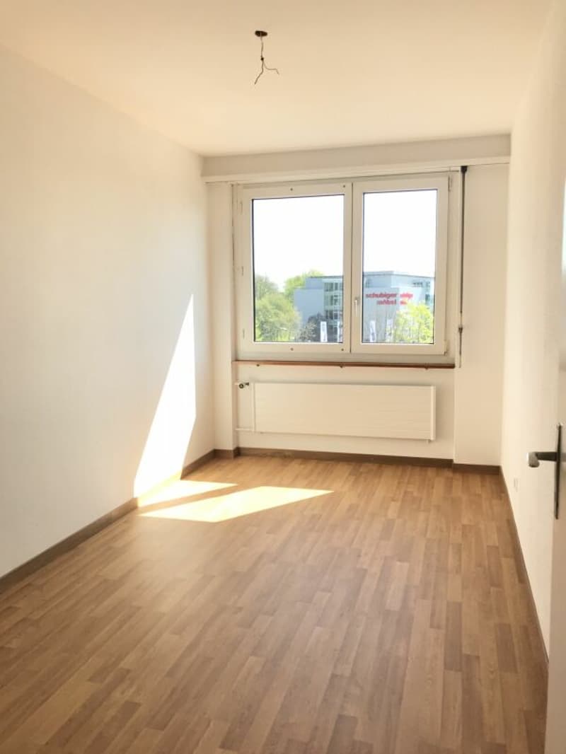Attractive 3-room apartment with balcony in Schwammendingen (5)