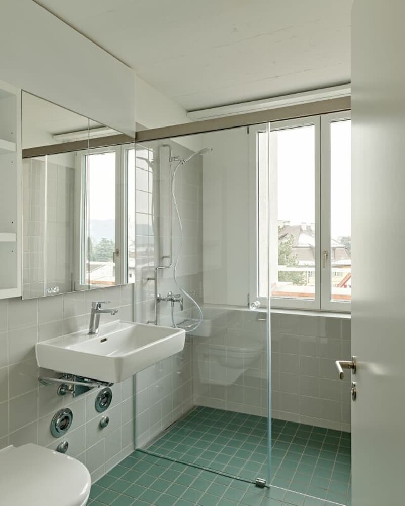Attractive living for people over 60 (5)