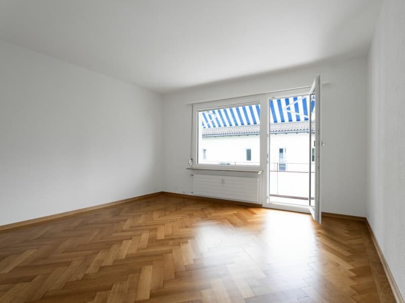 Appartement de 4 pièces fraîchement rénové dans le district 6 (7)