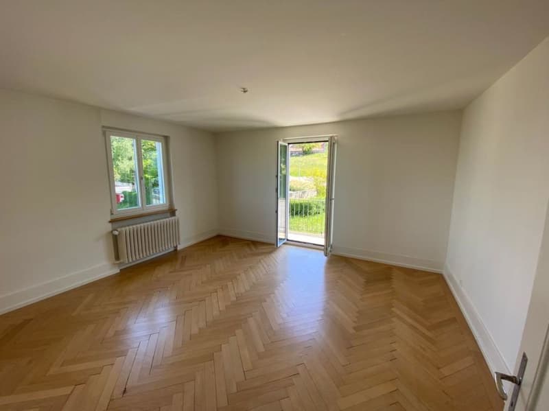 Appartement 4 pièces avec balcon dans un bel emplacement avec vue, près du zoo de Zurich (5)