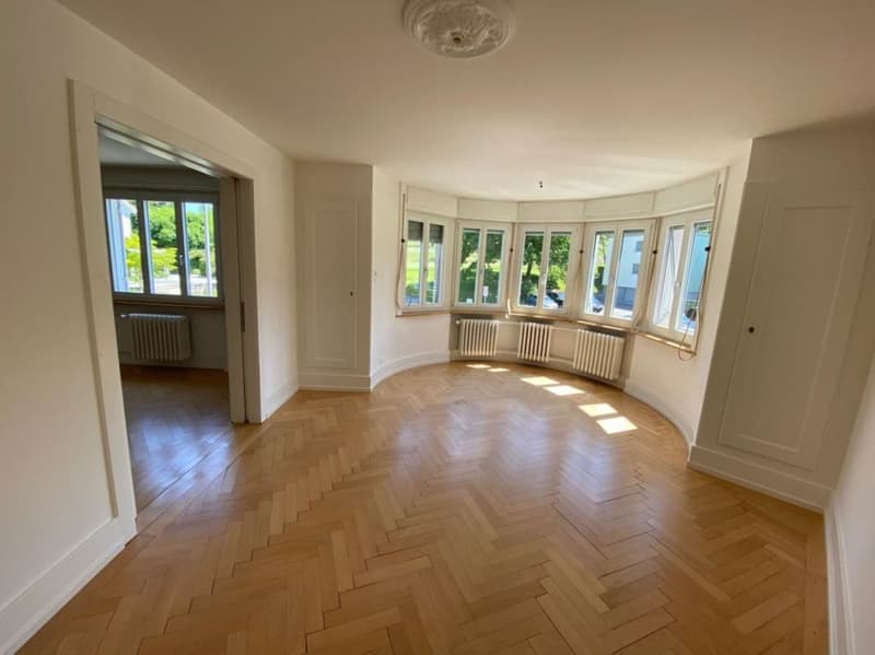 Appartement 4 pièces avec balcon dans un bel emplacement avec vue, près du zoo de Zurich (1)