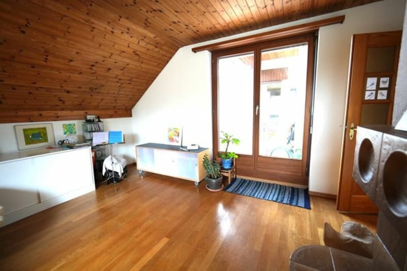 Urchige 4.5 Zimmer Wohnung in Uster (4)