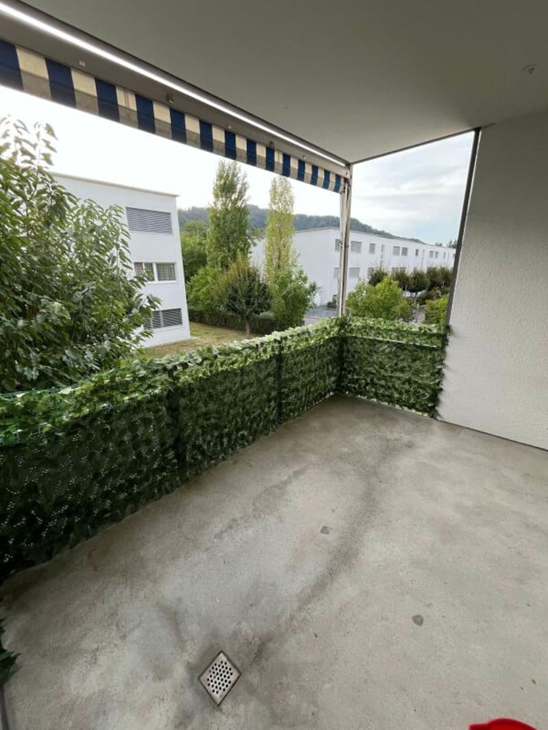 Schöne 3.5 Zimmer-Wohnung im 1. Obergeschoss (2)