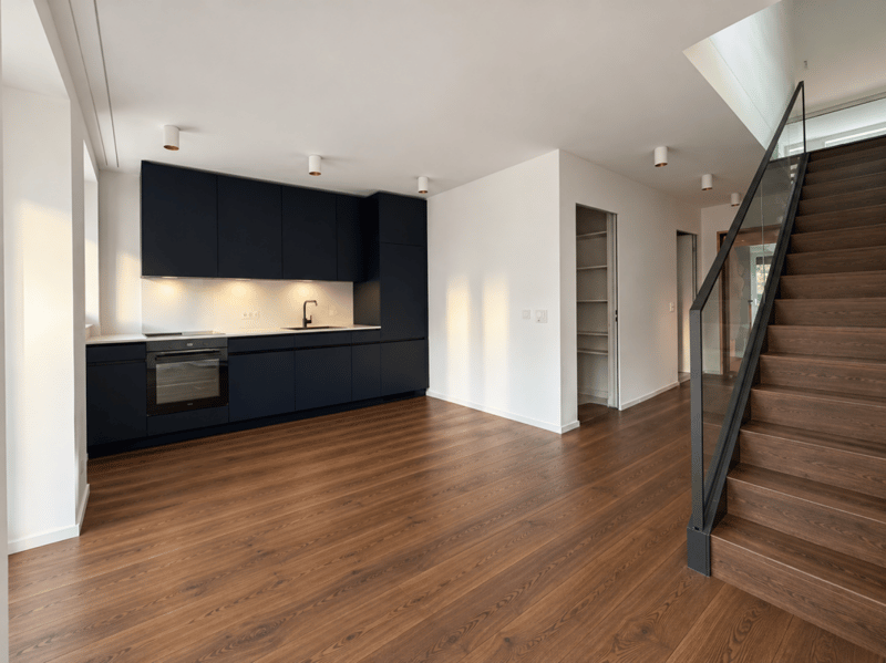 EXKLUSIVE DUPLEX-WOHNUNG - ERSTBEZUG NACH HOCHWERTIGER SANIERUNG (6)