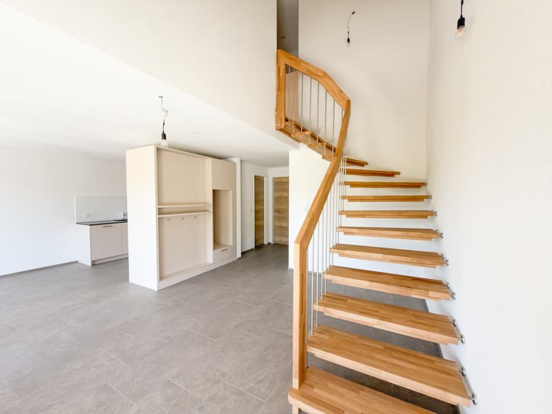 Erstvermietung - Grosszügige 4.5 Zimmer-Maisonettewohnung an ruhiger Lage (7)
