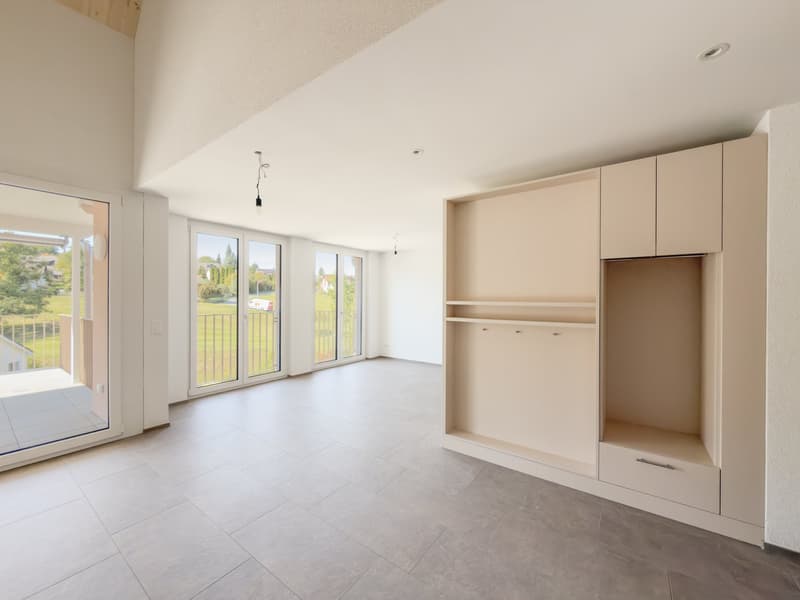 Erstvermietung - Grosszügige 4.5 Zimmer-Maisonettewohnung an ruhiger Lage (3)