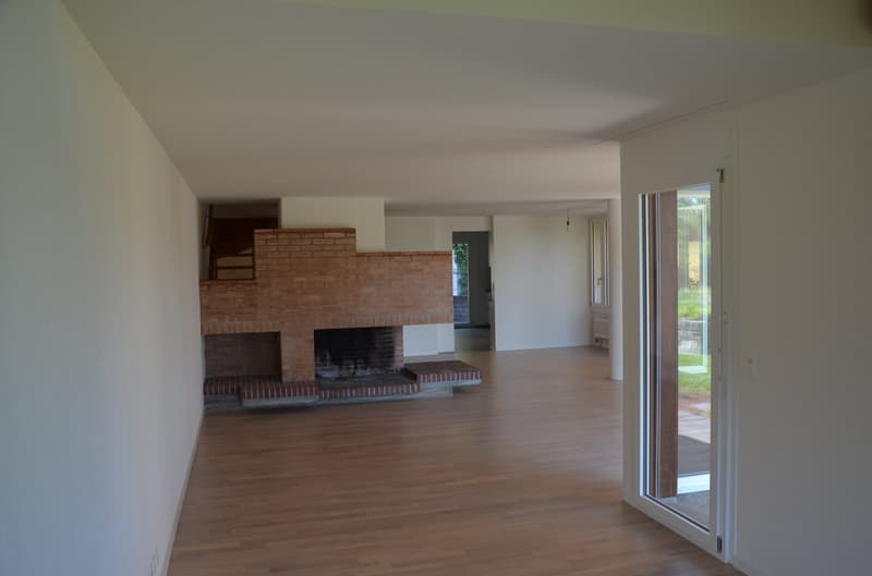 Ein Zuhause für alle, die grosszügiges Wohnen und eine privilegierte Lage schätzen. (8)