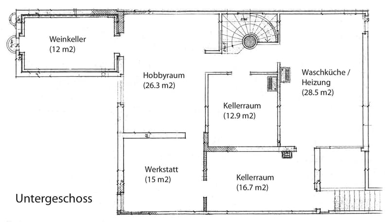 Un foyer pour tous ceux qui apprécient un logement spacieux et un emplacement privilégié. (2)