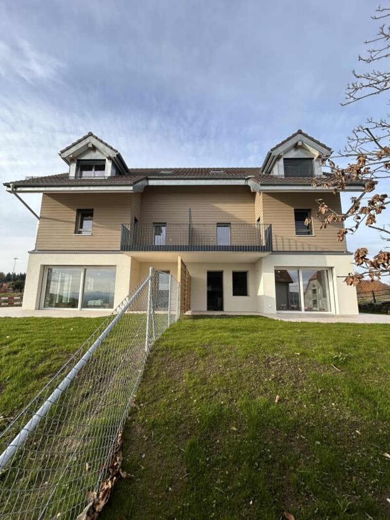 Attached house 5.5 rooms in Cronay (2)