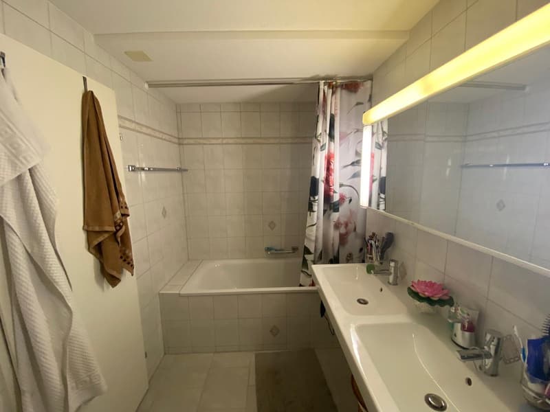 Appartement moderne 4.5 pièces avec balcon à Egnach (11)